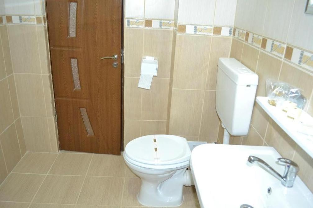 Hotel Corsar トゥルチャ 部屋 写真
